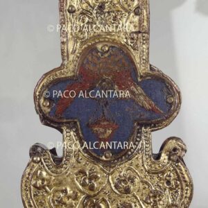 Cruz procesional de la iglesia parroquial de Noguera.Detalle esmalte