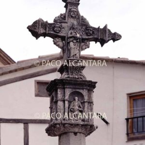 Cruz de la cuesta dels Colomers.Piedra