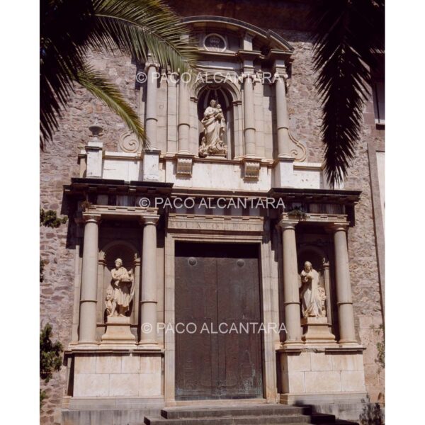 3721-Escultura-Portada de la iglesia